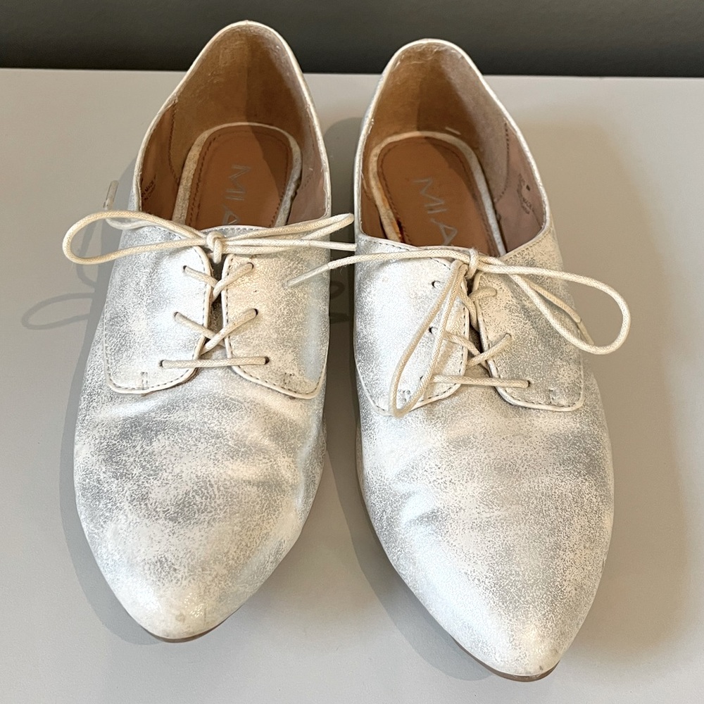 Mia "Alexis" Lace-up Oxfords - Metallic Flats